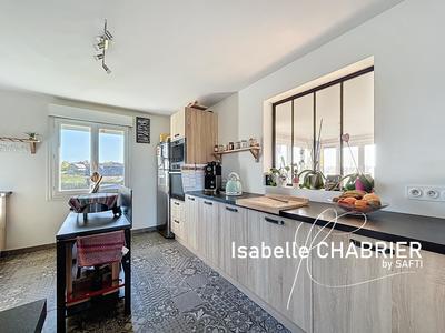 Maison - 123 m² - 4 pièces