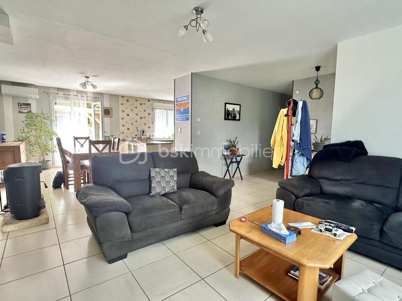 Pavillon - 130 m² - 7 pièces