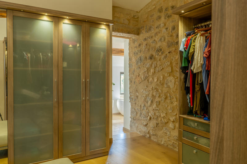 Bastide - 324 m² - 9 pièces