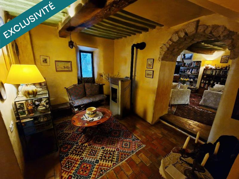 Maison de village - 234 m² - 6 pièces