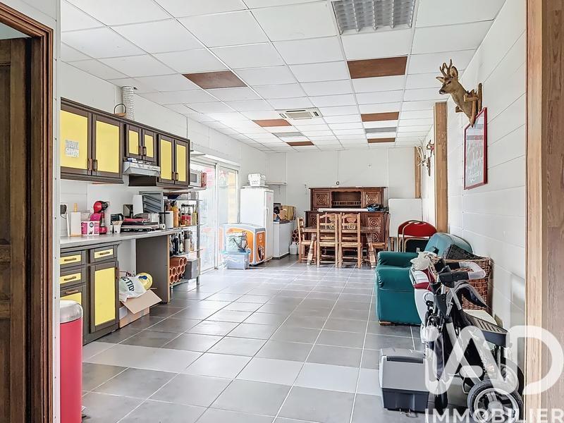 Maison - 205 m² - 6 pièces