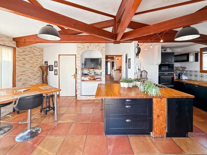 Villa - 170 m² - 5 pièces