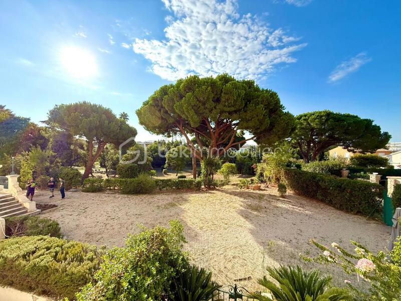 Appartement - 150 m² - 4 pièces