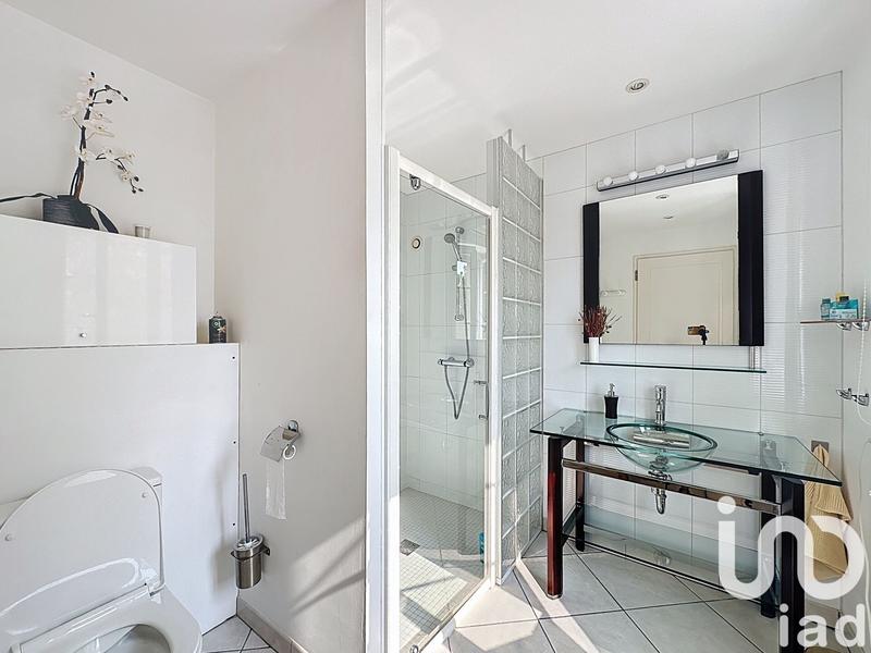 Maison - 232 m² - 7 pièces