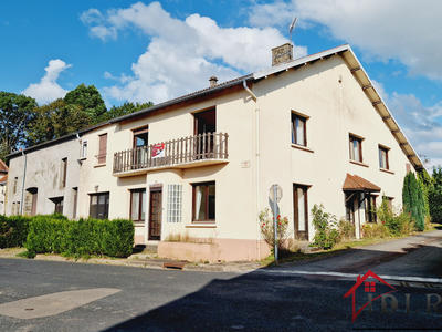 Maison de village - 258 m² - 10 pièces
