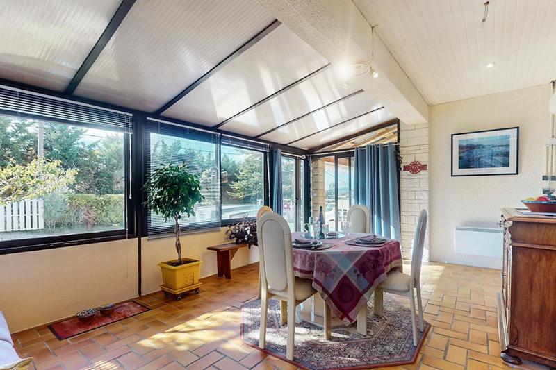 Maison - 180 m² - 6 pièces