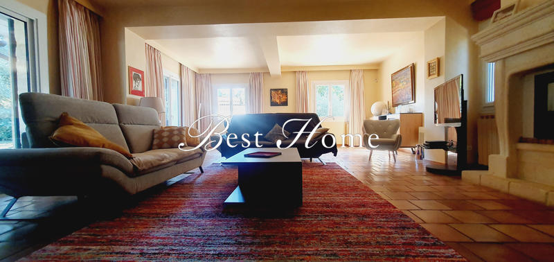 Maison - 154 m² - 4 pièces