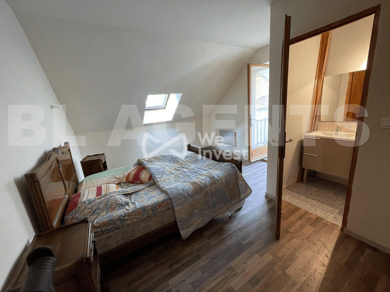 Maison - 177 m² - 7 pièces