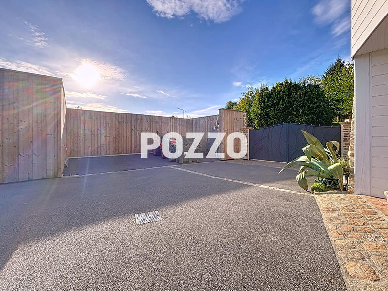 Maison - 158 m² - 6 pièces