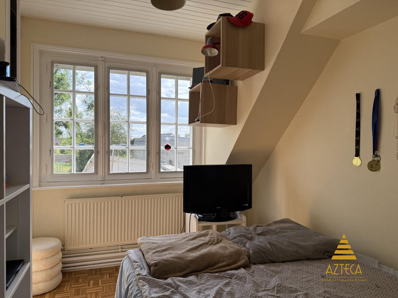 Maison - 180 m² - 8 pièces