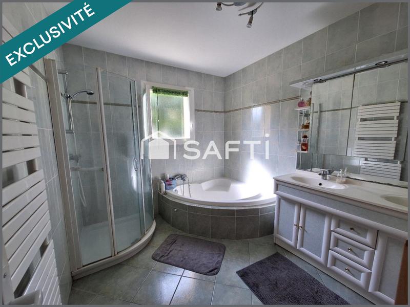 Maison - 195 m² - 7 pièces