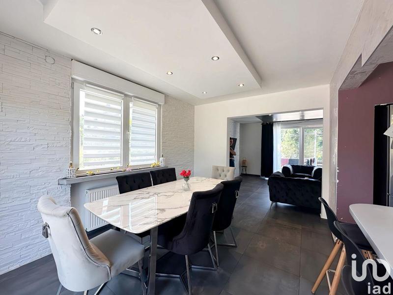 Maison - 95 m² - 4 pièces