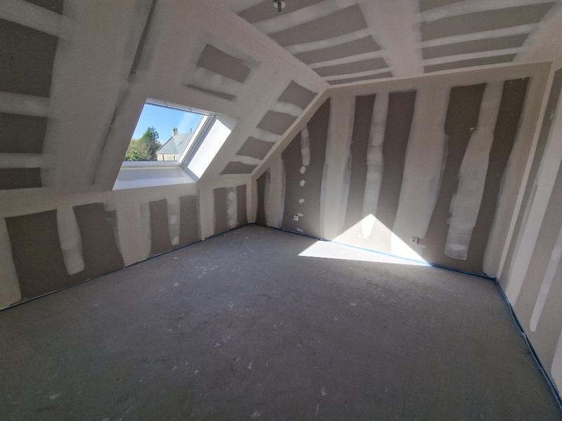 Maison - 80 m² - 5 pièces