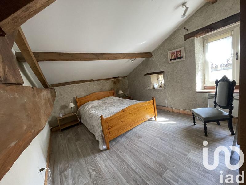 Maison - 427 m² - 18 pièces