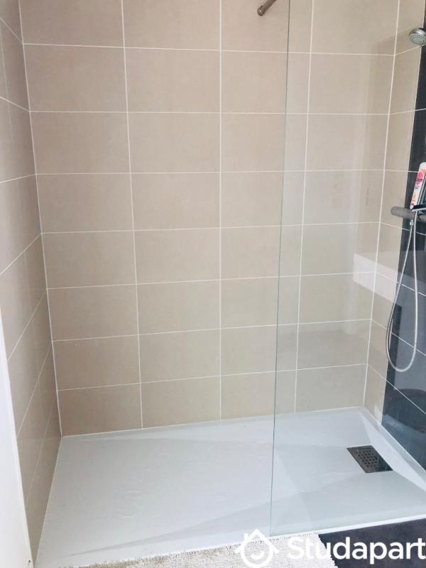 Chambre - 14 m² - 1 pièce