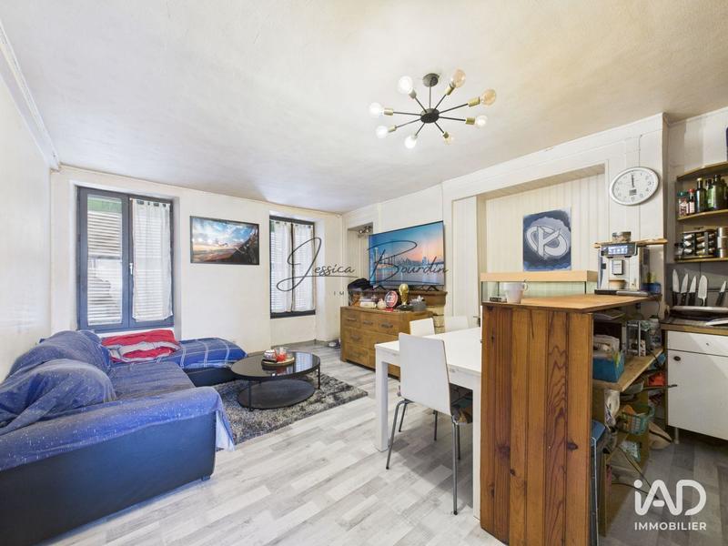 Local commercial - 244 m²