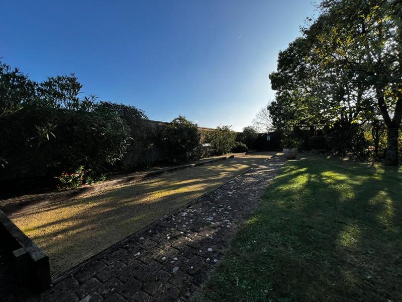 Maison - 142 m² - 6 pièces