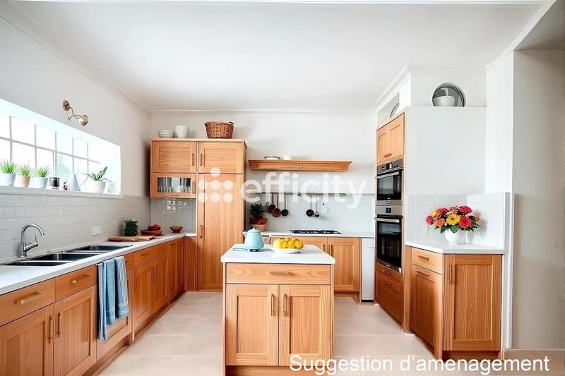 Maison - 330 m² - 7 pièces