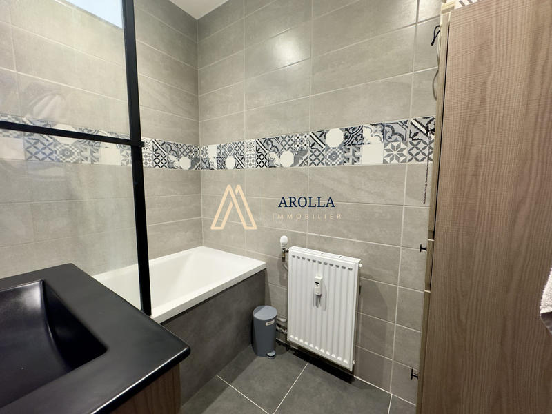 Appartement - 81 m² - 4 pièces