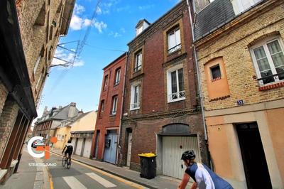 Immeuble - 90 m² - 6 pièces