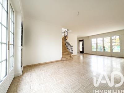 Maison - 134 m² - 6 pièces