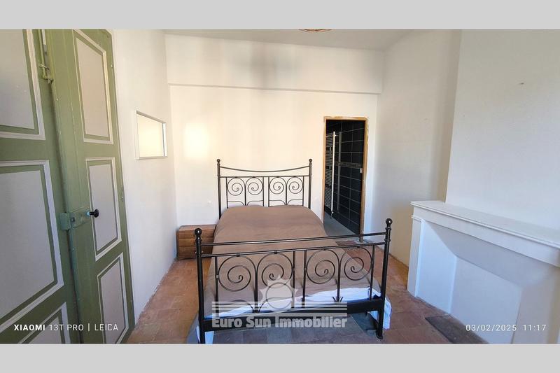 Maison - 240 m² - 6 pièces