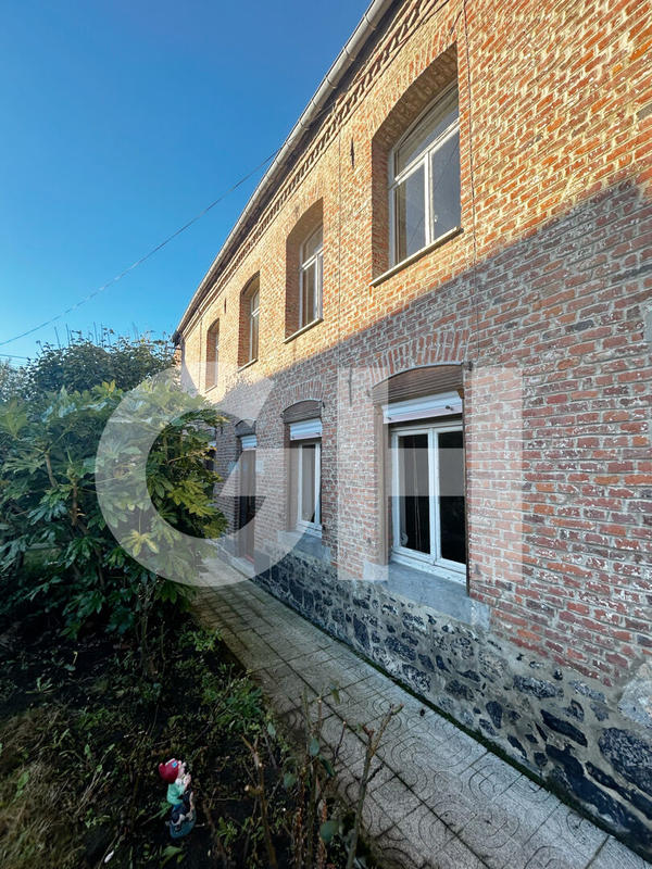 Maison - 100 m² - 3 pièces