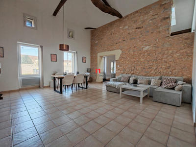 Maison ancienne - 240 m² - 7 pièces