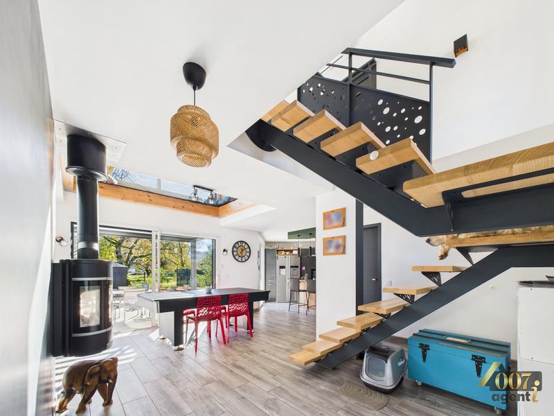 Maison contemporaine - 119 m² - 5 pièces