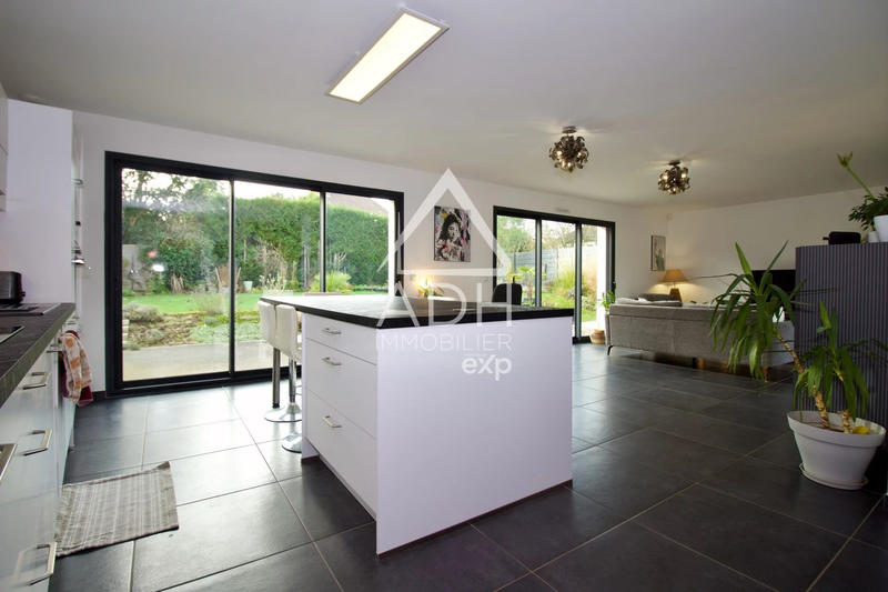 Maison contemporaine - 148 m² - 6 pièces