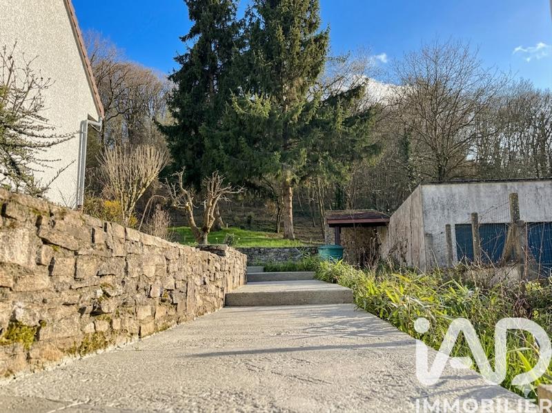 Maison - 104 m² - 5 pièces