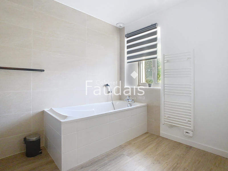 Maison de village - 100 m² - 5 pièces