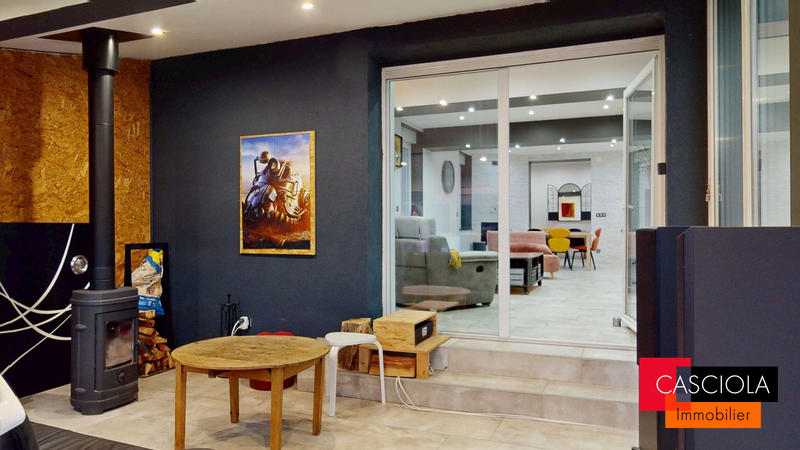 Maison ancienne - 212 m² - 7 pièces