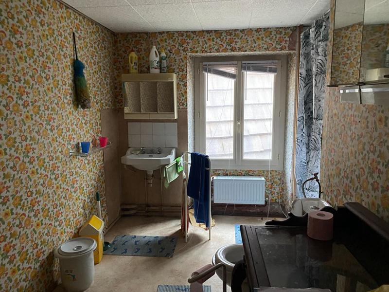 Maison - 235 m² - 9 pièces