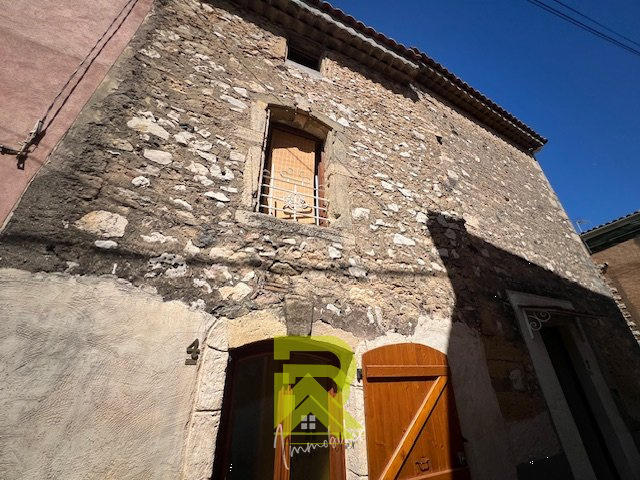 Maison de village - 94 m² - 6 pièces