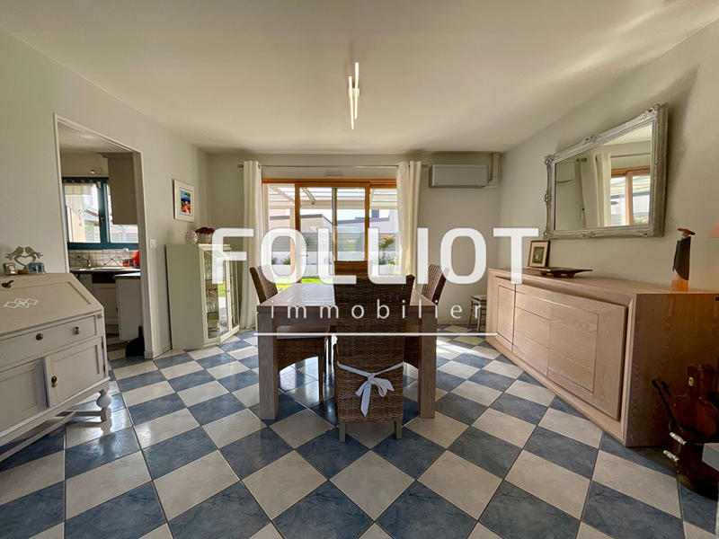 Maison - 176 m² - 6 pièces