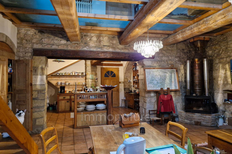 Maison de village - 272 m² - 7 pièces