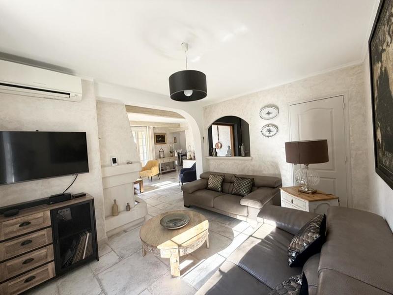 Maison - 120 m² - 6 pièces