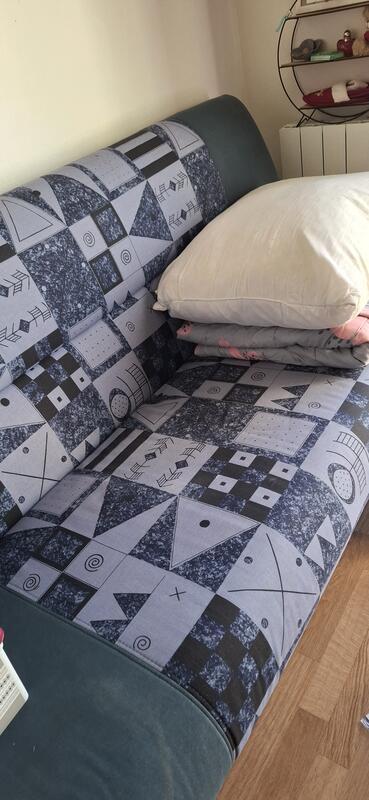 Vide maison cause déménagement.