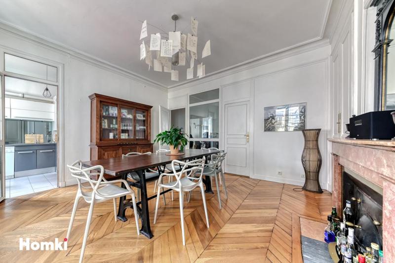 Appartement - 190 m² - 7 pièces