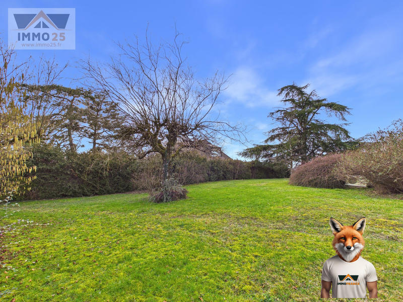 Maison - 323 m² - 7 pièces