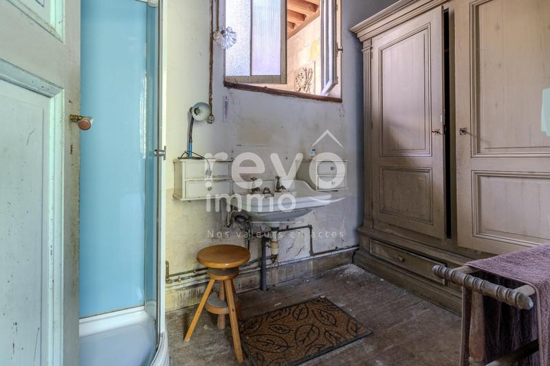 Château - 650 m² - 20 pièces