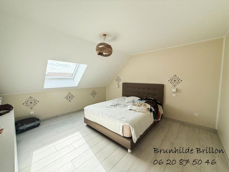 Maison - 170 m² - 8 pièces