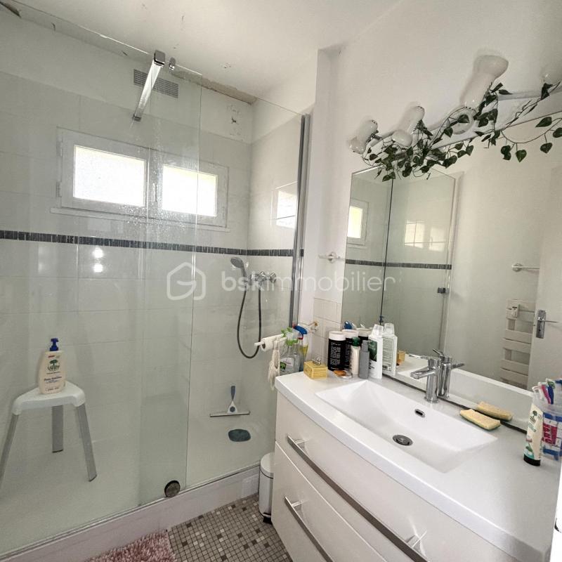 Appartement - 77 m² - 3 pièces