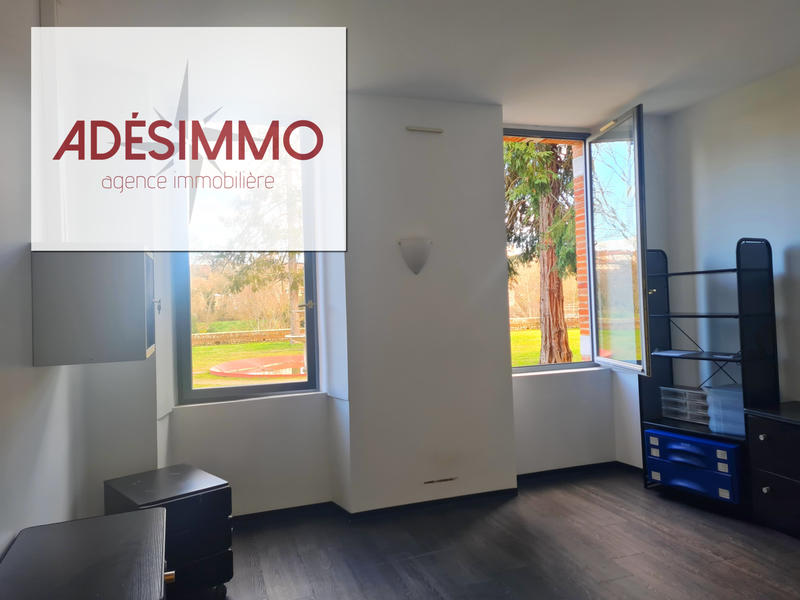 Propriété - 656 m² - 14 pièces