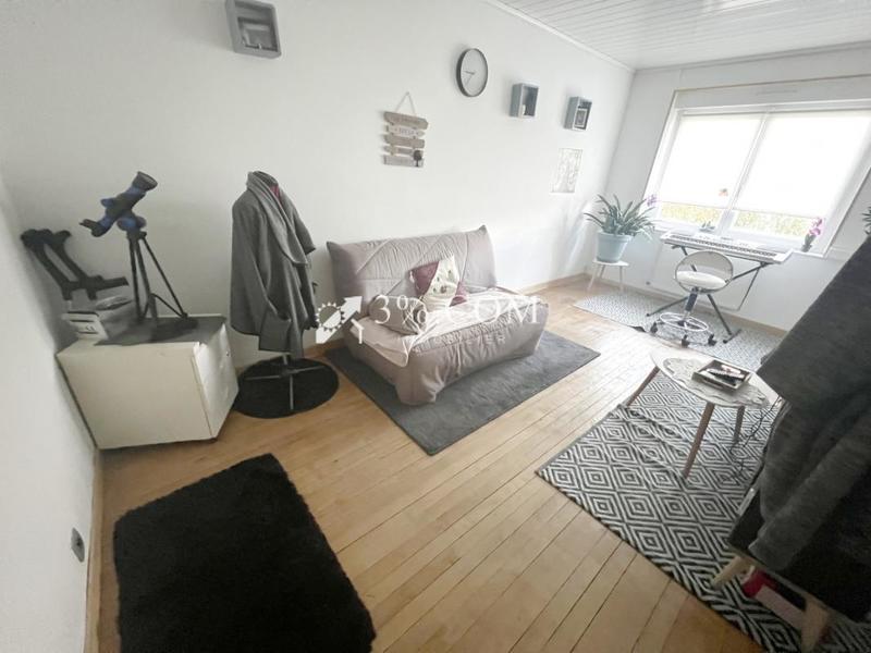 Maison - 181 m² - 8 pièces