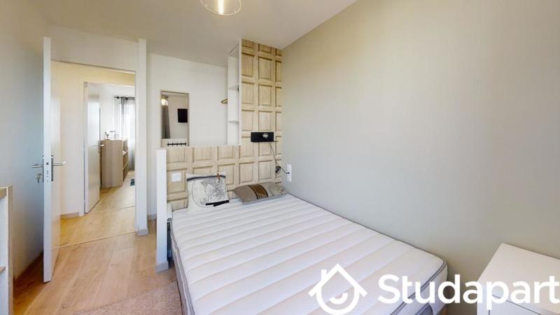 Chambre - 10 m² - 1 pièce