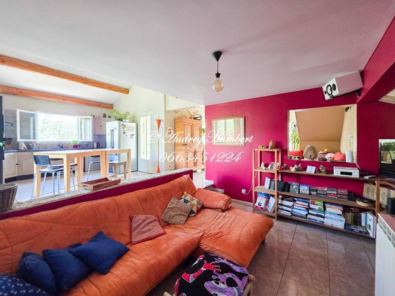 Maison - 156 m² - 8 pièces