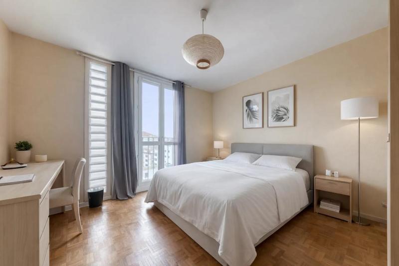 Appartement - 110 m² - 4 pièces