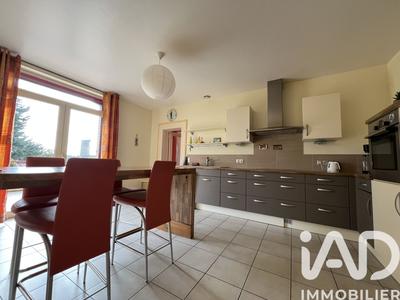 Maison - 231 m² - 11 pièces